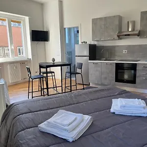 Nice And Comfy : Central Area Of Apartamento